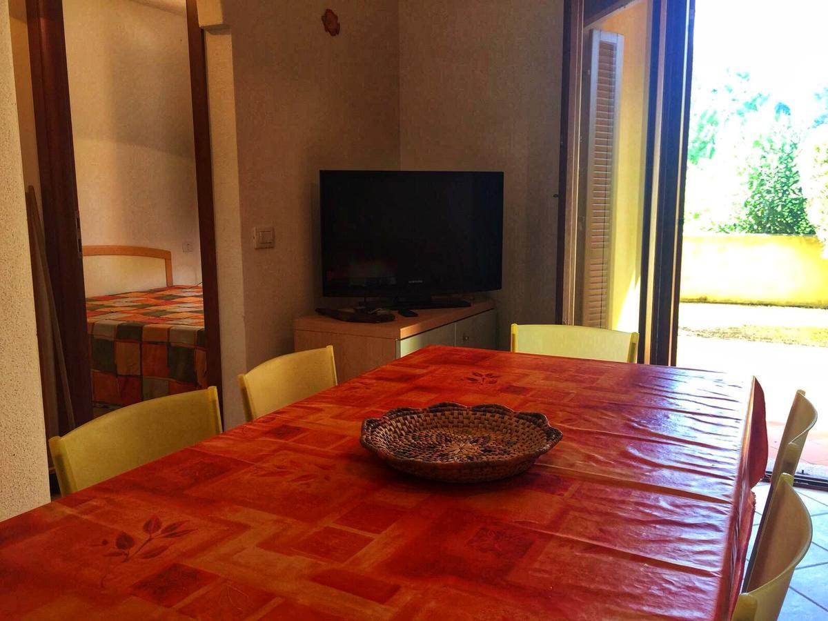 Residence Olimpo Санта-Тереза-Галлура Екстер'єр фото